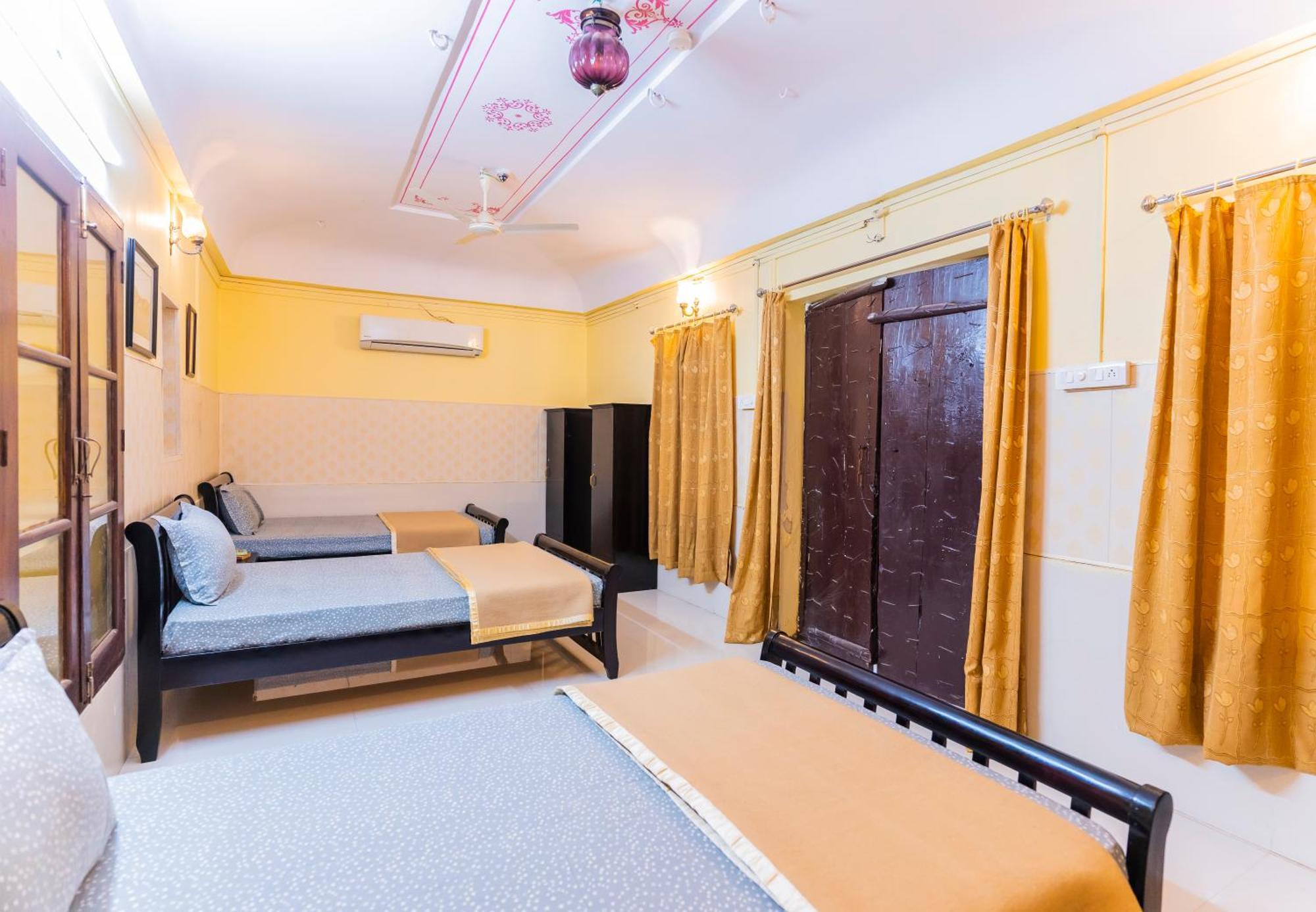 Kalyan Villa Homestay Udaipur Esterno foto