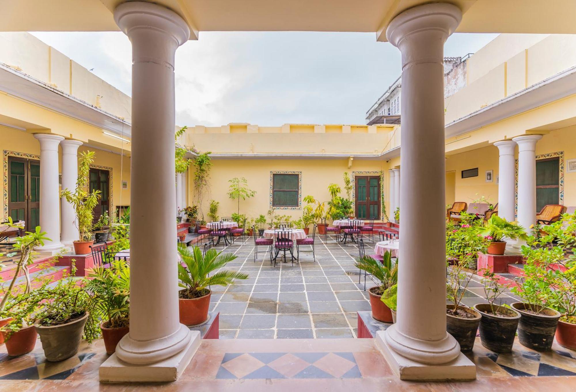 Kalyan Villa Homestay Udaipur Esterno foto