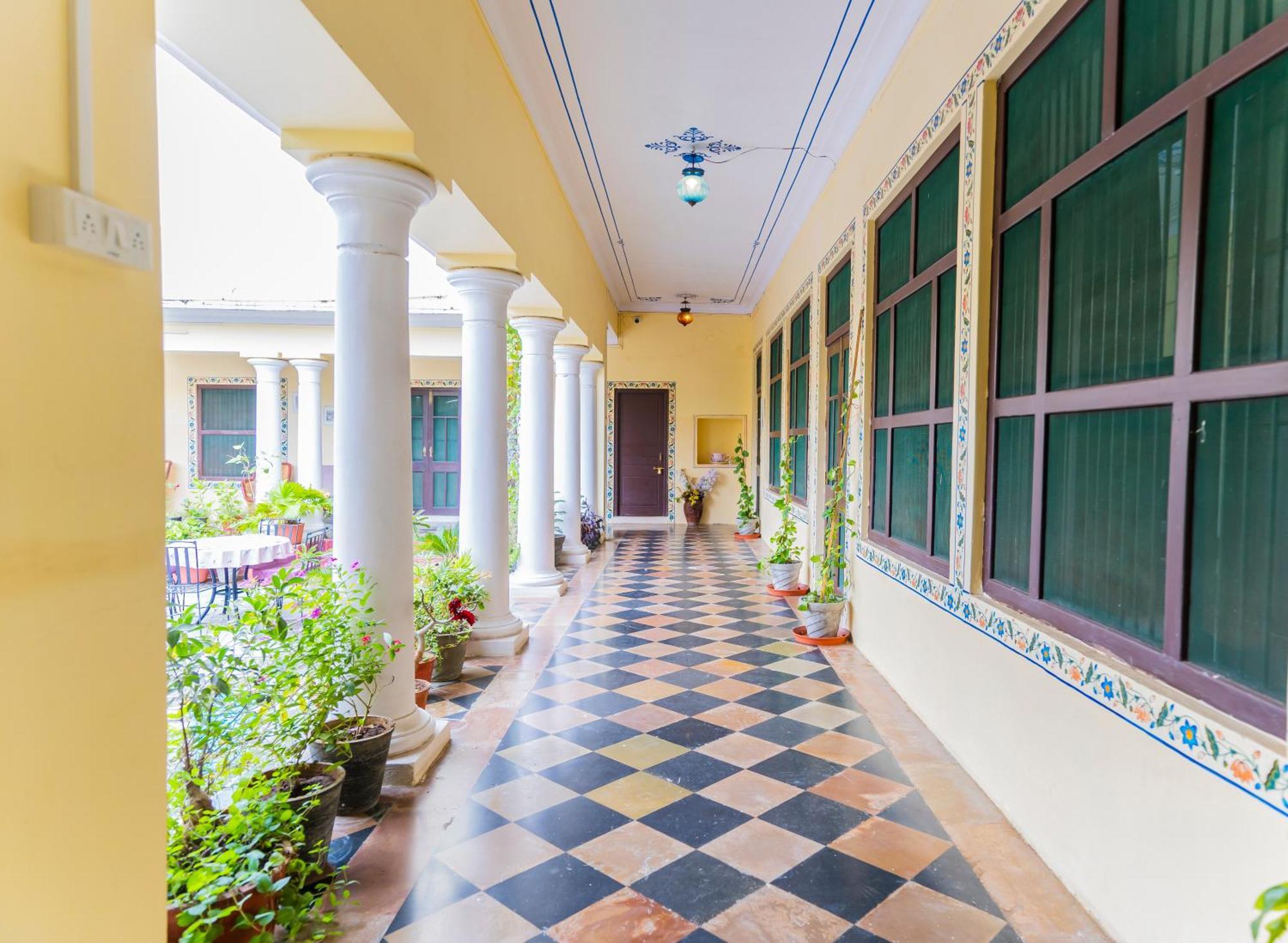 Kalyan Villa Homestay Udaipur Esterno foto
