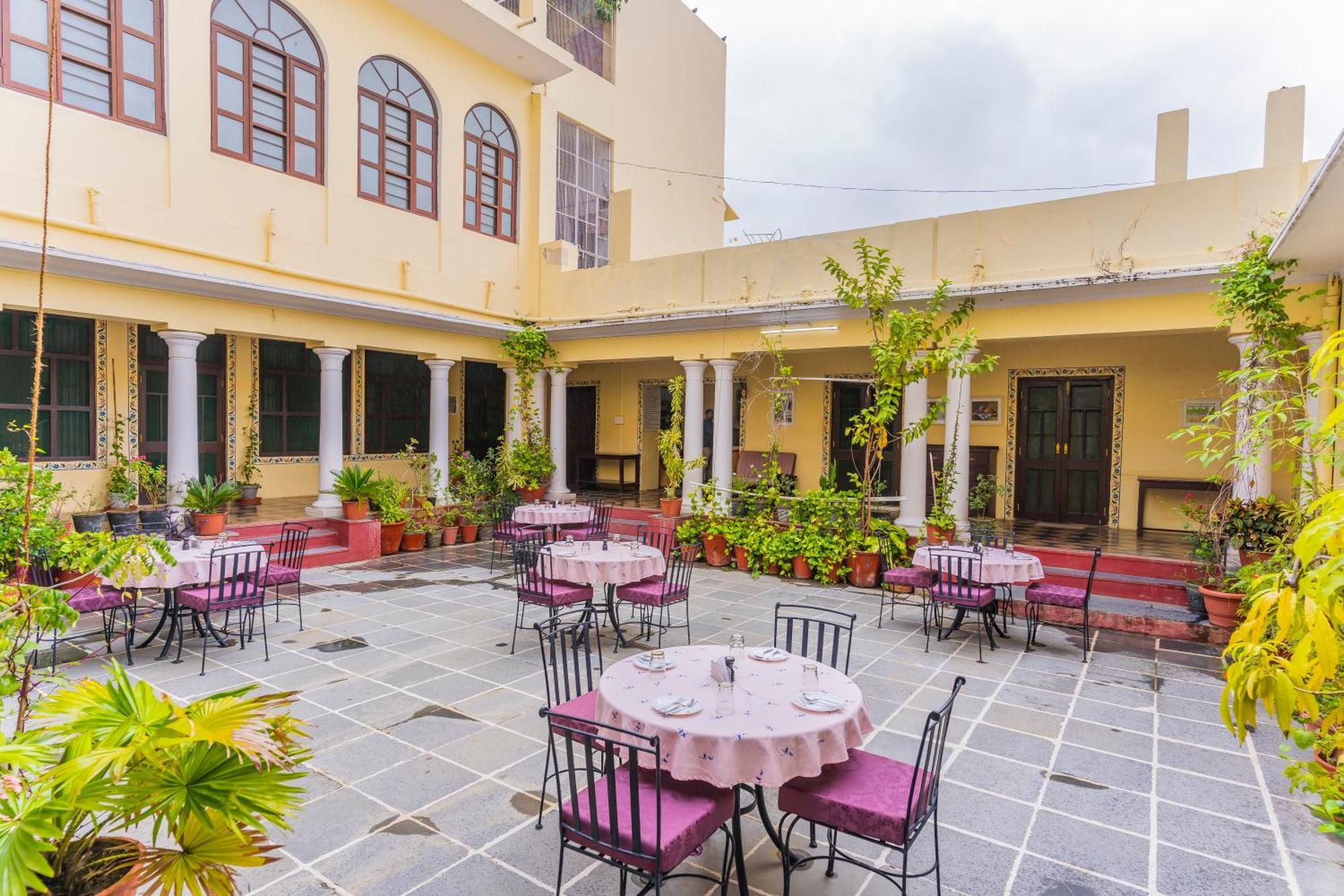 Kalyan Villa Homestay Udaipur Esterno foto
