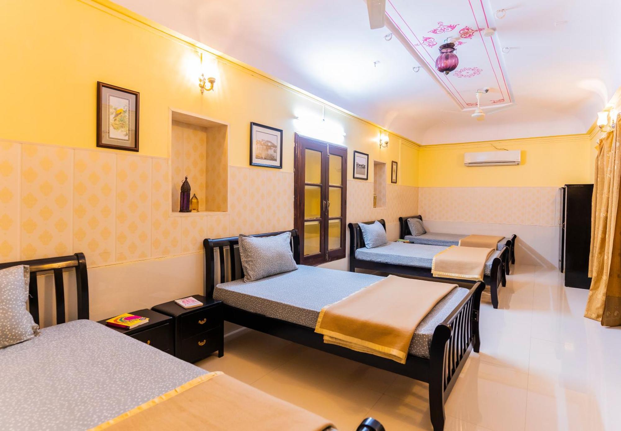 Kalyan Villa Homestay Udaipur Esterno foto